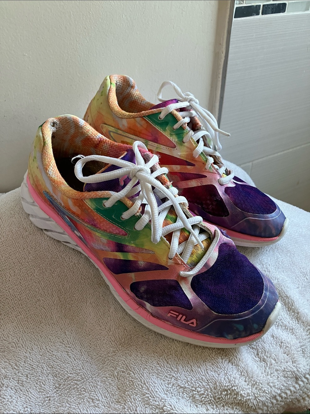 FILA | Tie Dye Sneakers - Picture 7 of 7